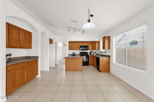 312 W Dana Drive, San Tan Valley, AZ 85143