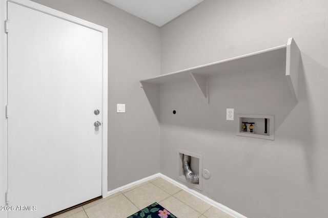 312 W Dana Drive, San Tan Valley, AZ 85143