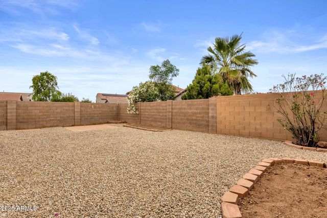 312 W Dana Drive, San Tan Valley, AZ 85143