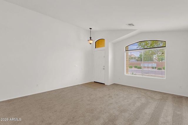 312 W Dana Drive, San Tan Valley, AZ 85143