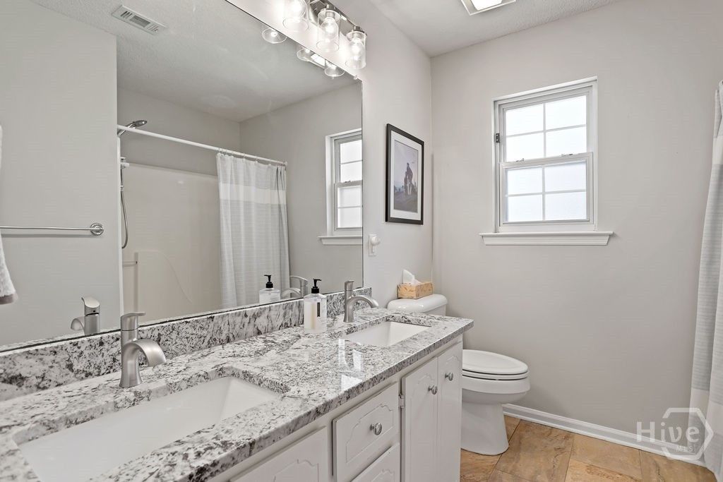 Image 36 of property listing at 718 Plantation Drive, Rincon, GA 31326