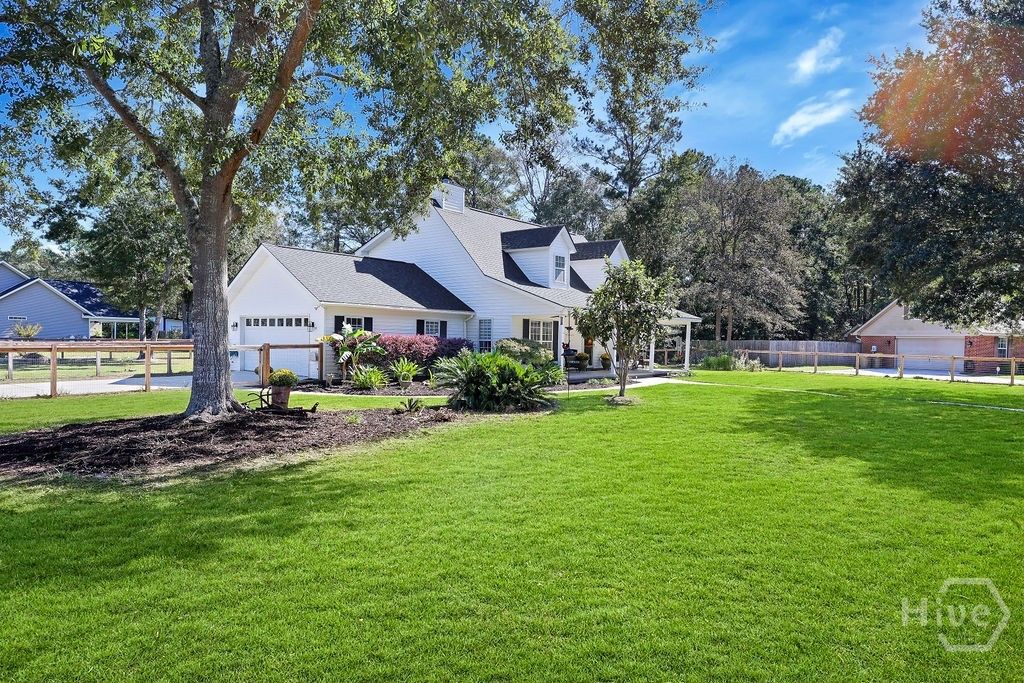Image 40 of property listing at 718 Plantation Drive, Rincon, GA 31326