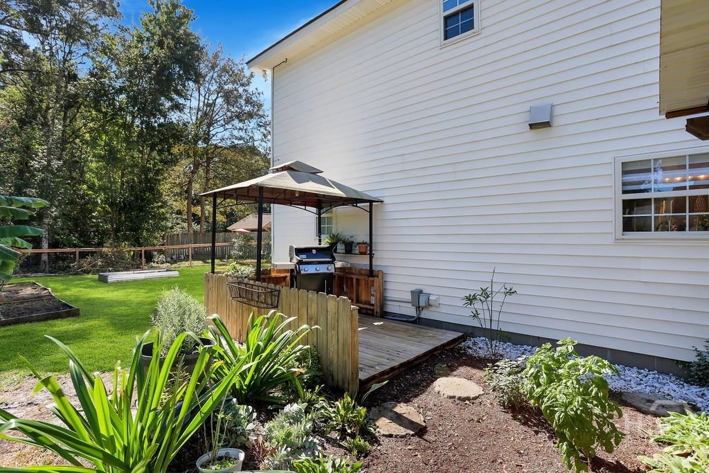 Image 46 of property listing at 718 Plantation Drive, Rincon, GA 31326