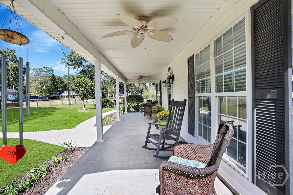Image 7 of property listing at 718 Plantation Drive, Rincon, GA 31326