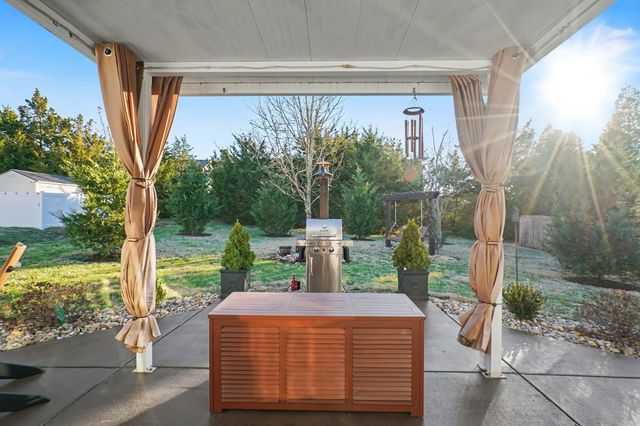 104 Carter Grove Ct, Lebanon, TN 37087