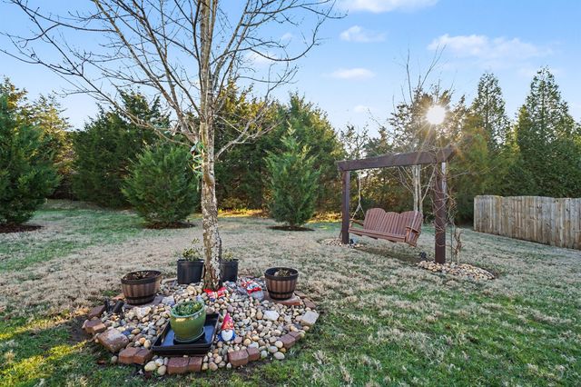 104 Carter Grove Ct, Lebanon, TN 37087