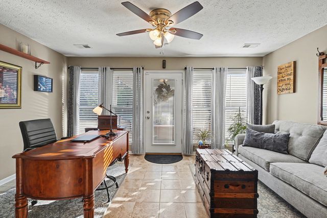 104 Carter Grove Ct, Lebanon, TN 37087