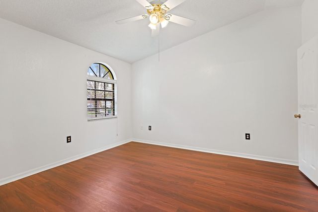 6346 SILVER OAKS DRIVE, Zephyrhills, FL 33542