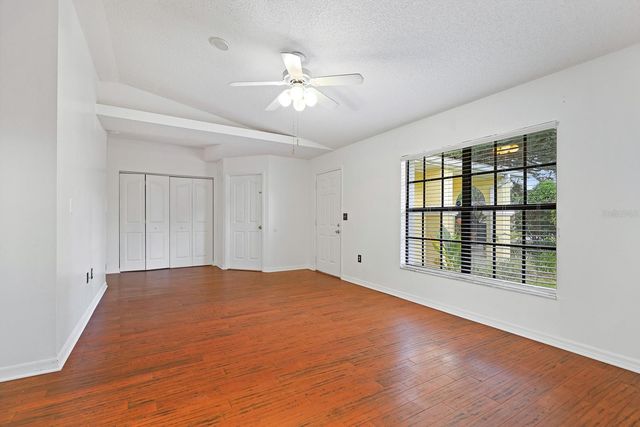 6346 SILVER OAKS DRIVE, Zephyrhills, FL 33542