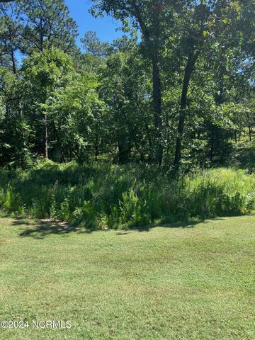12 Mulbren Court, Pinehurst, NC 28374