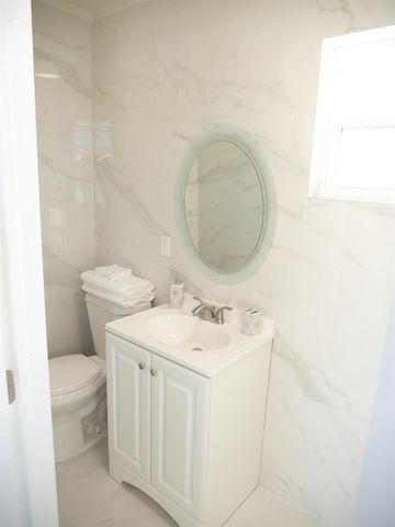 702 SW 1st Street, Delray Beach, FL 33444