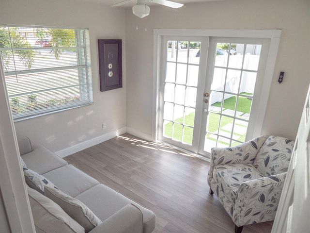 702 SW 1st Street, Delray Beach, FL 33444