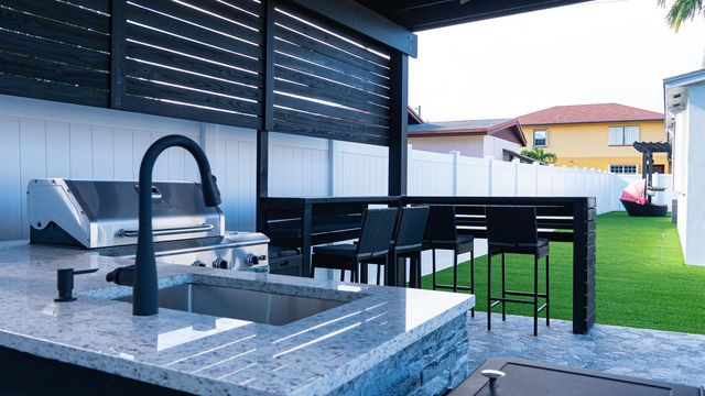 702 SW 1st Street, Delray Beach, FL 33444