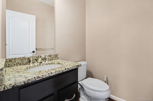 50371 LANGLEY Drive, Novi, MI 48374