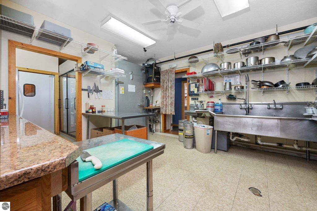 Image 12 of property listing at 5046 S West Bay Shore Dr # 4, Suttons Bay, MI 49682