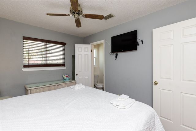 15201 Leeward Dr B3, Corpus Christi, TX 78418