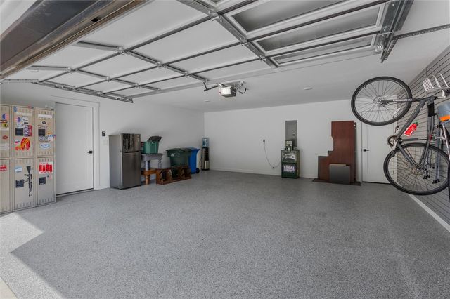277 Paddock Loop, Fayetteville, AR 72701