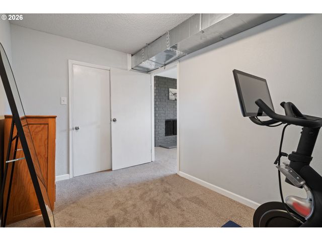 17670 Se EMERALD Dr, Milwaukie, OR 97267