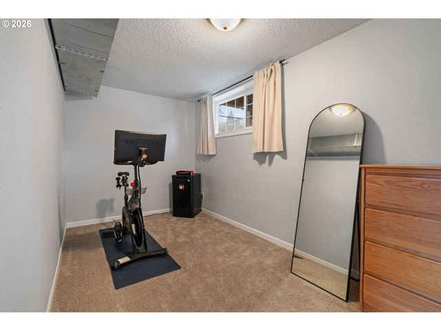 17670 Se EMERALD Dr, Milwaukie, OR 97267