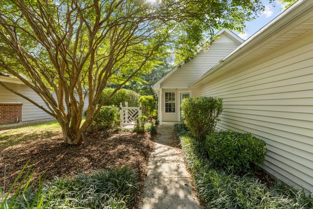 2813 Steamboat Dr, Nashville, TN 37214