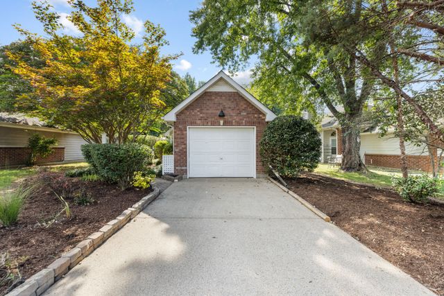 2813 Steamboat Dr, Nashville, TN 37214