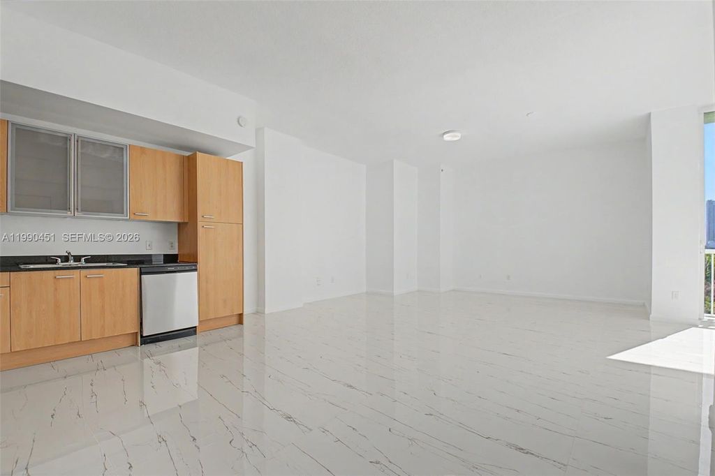 1350 NW 8th Ct B2-6, Miami, FL 33136