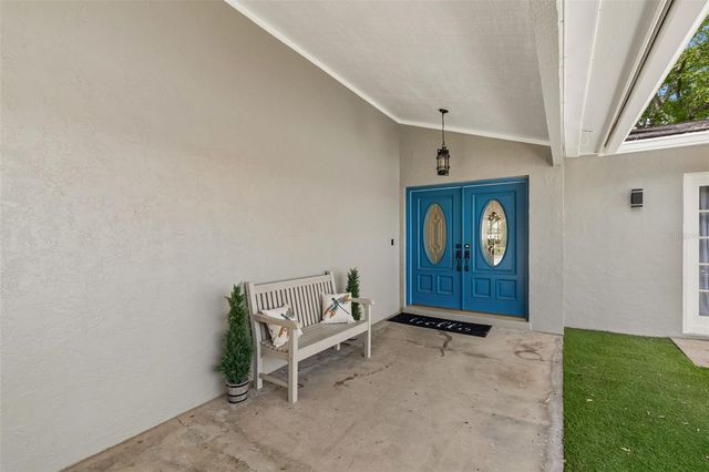 15824 KNOLLVIEW DRIVE, Tampa, FL 33624