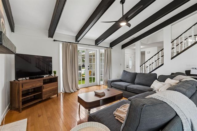 15824 KNOLLVIEW DRIVE, Tampa, FL 33624