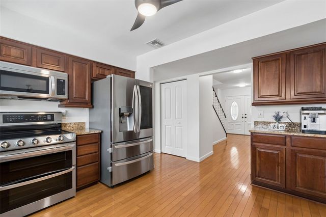 15824 KNOLLVIEW DRIVE, Tampa, FL 33624