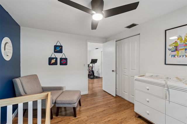 15824 KNOLLVIEW DRIVE, Tampa, FL 33624