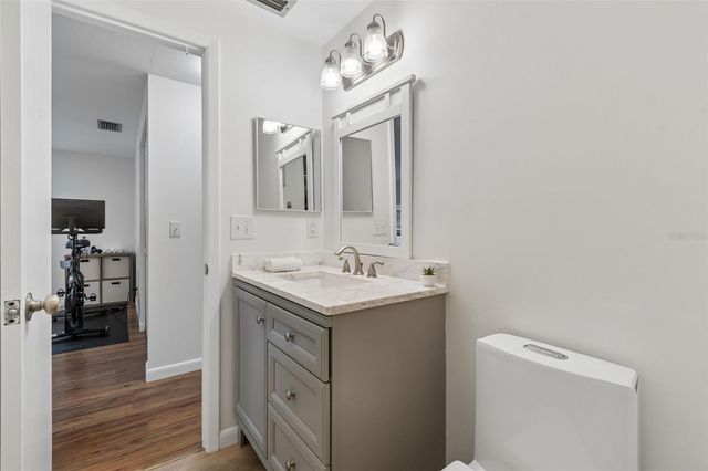 15824 KNOLLVIEW DRIVE, Tampa, FL 33624