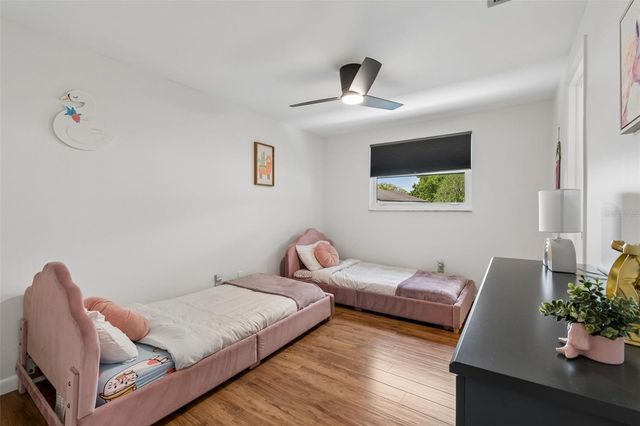 15824 KNOLLVIEW DRIVE, Tampa, FL 33624