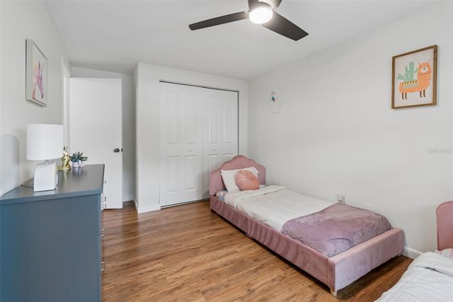 15824 KNOLLVIEW DRIVE, Tampa, FL 33624