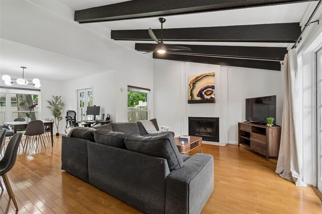 15824 KNOLLVIEW DRIVE, Tampa, FL 33624