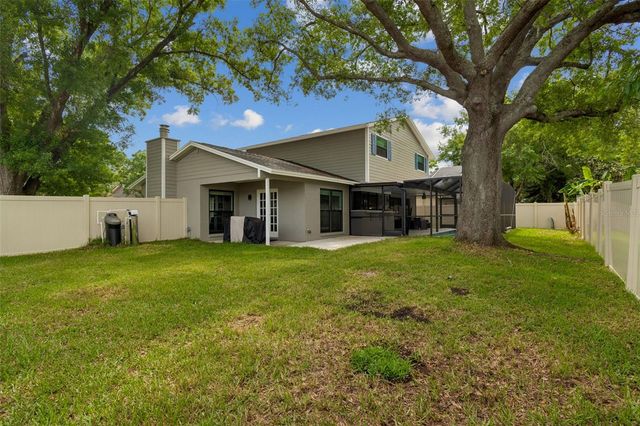 15824 KNOLLVIEW DRIVE, Tampa, FL 33624