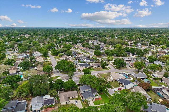 15824 KNOLLVIEW DRIVE, Tampa, FL 33624