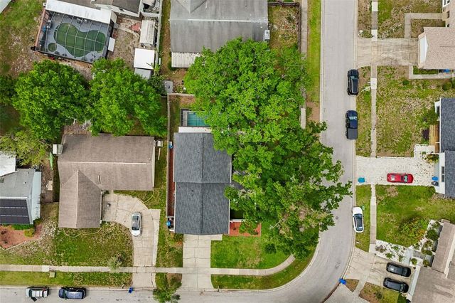 15824 KNOLLVIEW DRIVE, Tampa, FL 33624