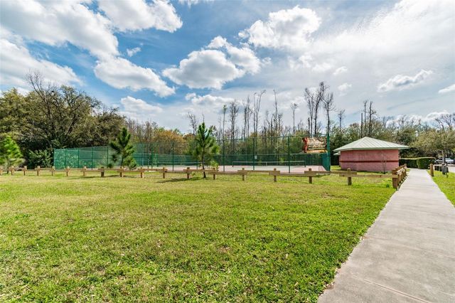 15824 KNOLLVIEW DRIVE, Tampa, FL 33624