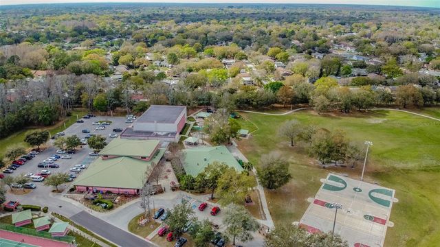 15824 KNOLLVIEW DRIVE, Tampa, FL 33624