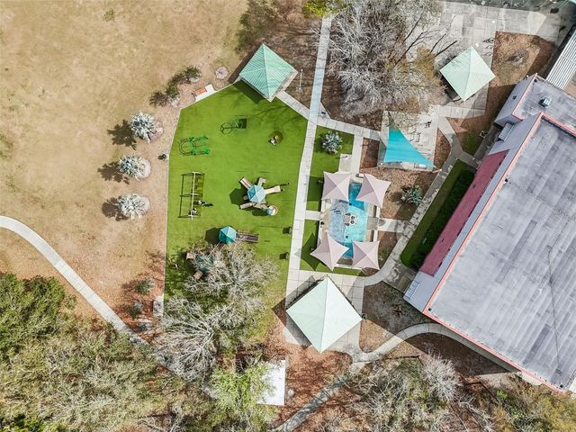 15824 KNOLLVIEW DRIVE, Tampa, FL 33624