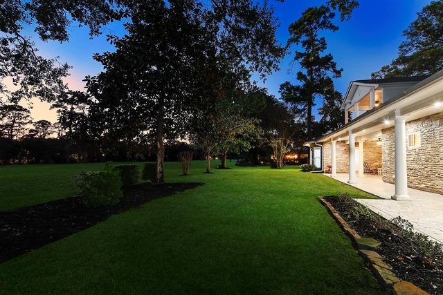 13115 Mission Valley Drive, Houston, TX 77069