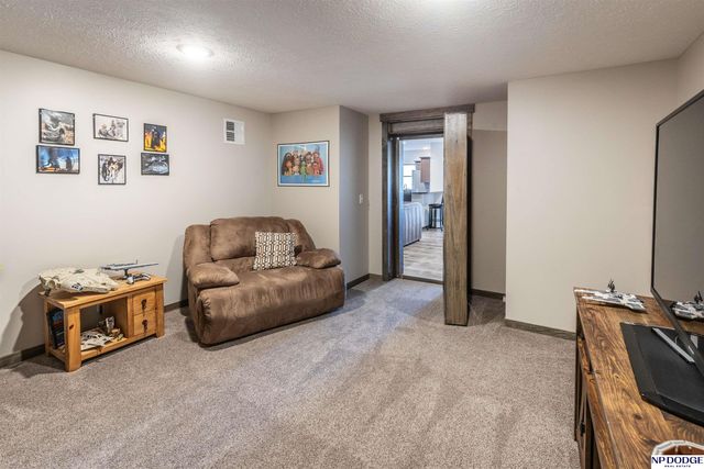 6440 Bass Creek Court, Hickman, NE 68327