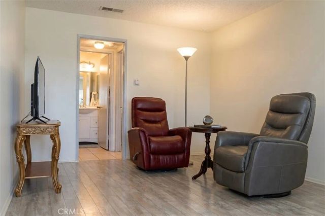 1505 S Raitt 97, Santa Ana, CA 92704