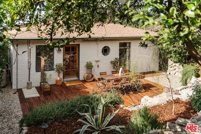 10514 Silverton Avenue, Tujunga, CA 91042