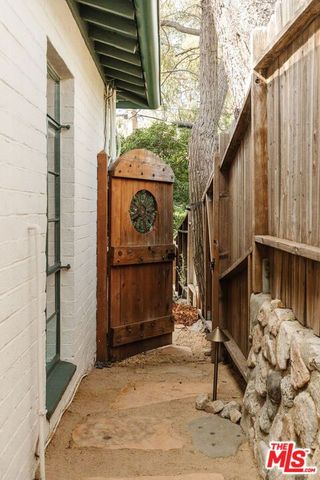 10514 Silverton Avenue, Tujunga, CA 91042