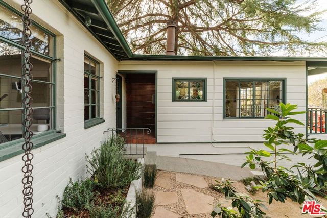 10514 Silverton Avenue, Tujunga, CA 91042