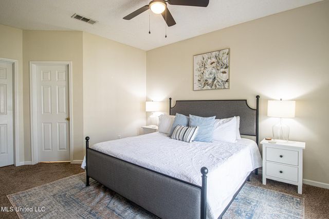 2252 Beach Drive, 203, Gulfport, MS 39507