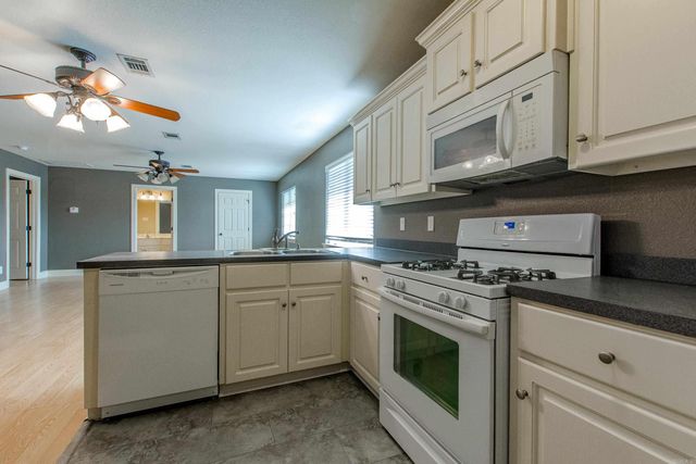 1306 Tupelo Court, Jacksonville, AR 72076