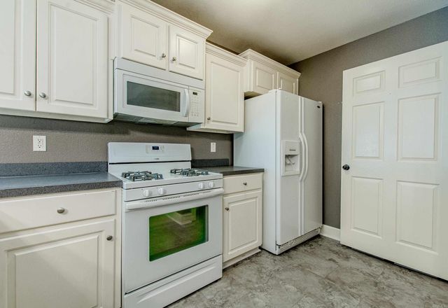 1306 Tupelo Court, Jacksonville, AR 72076