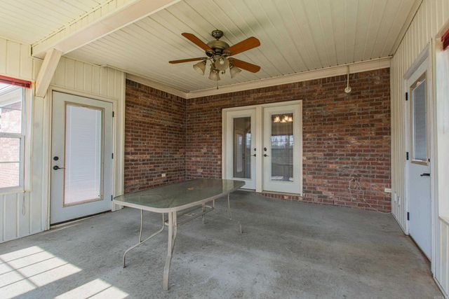 1306 Tupelo Court, Jacksonville, AR 72076